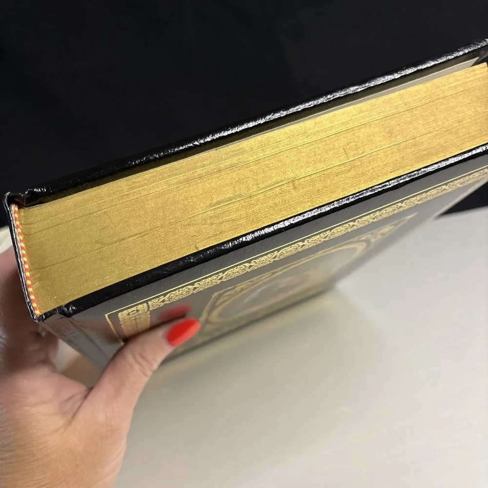 Vintage Regency Classic Family Holy Bible Thomas Nelson KJV Black Gold 709